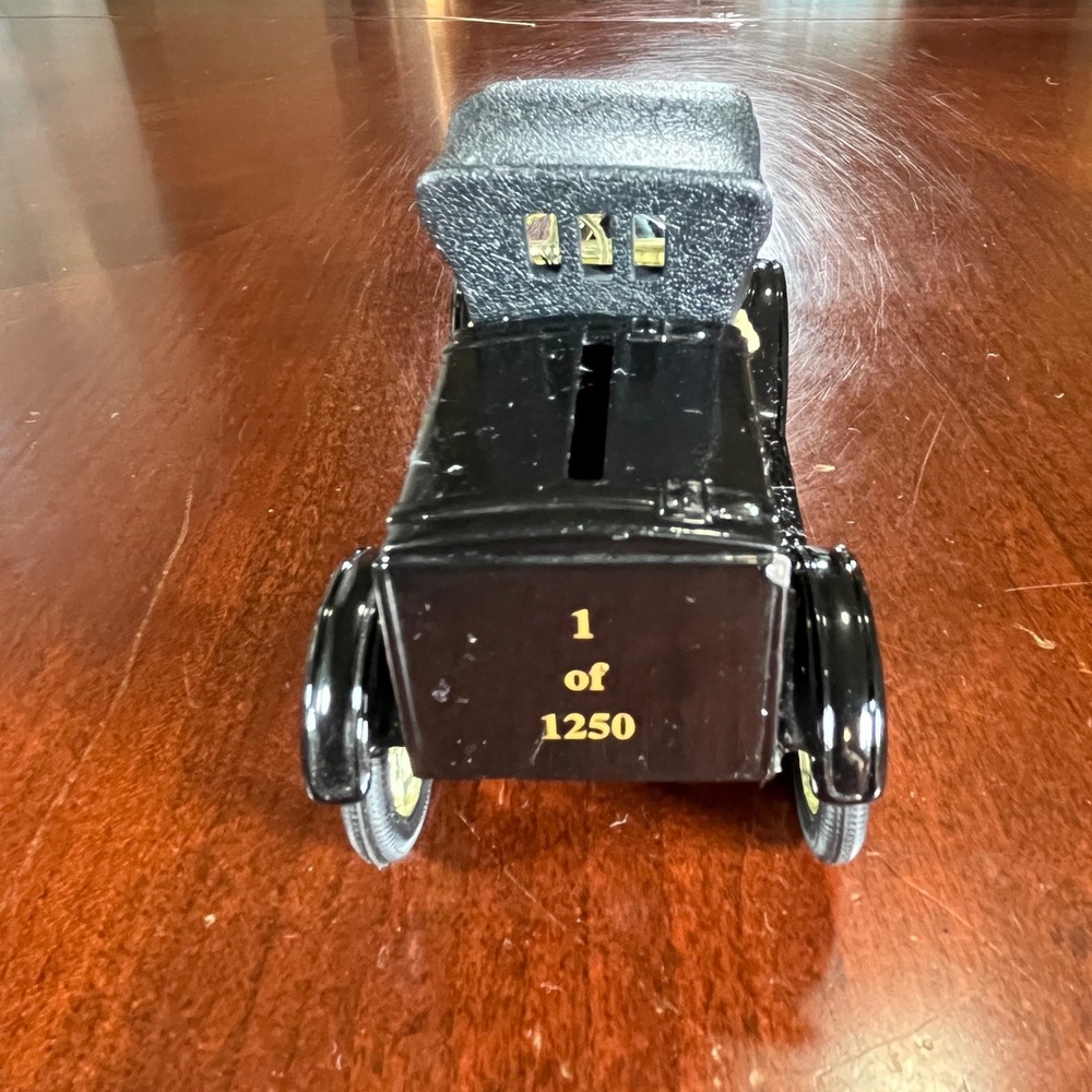 Ertl 1913 Ford Model T Runabout Bank Frontier Bank Limited Edition 2004 EUC - Picture 4 of 10